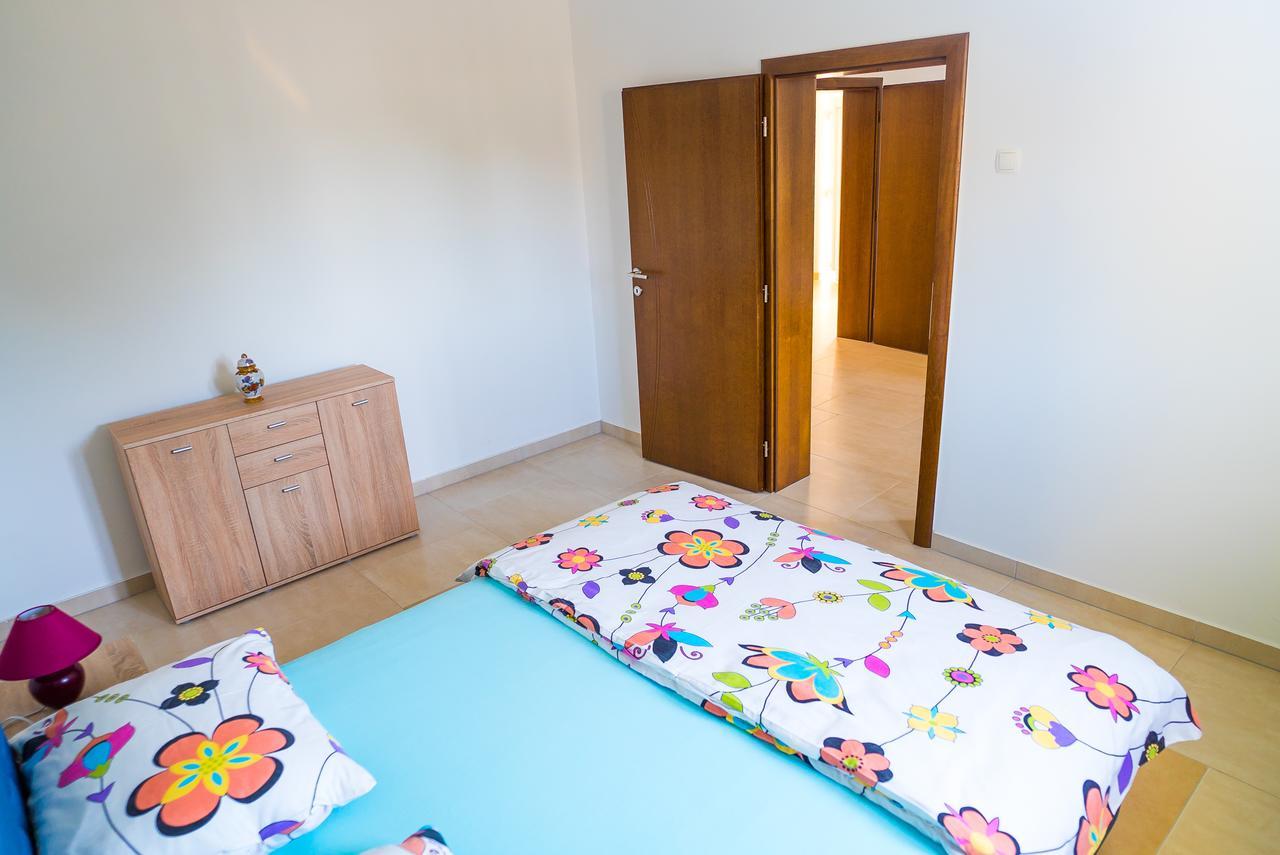 Tina Rooms Velika Gorica Exteriör bild