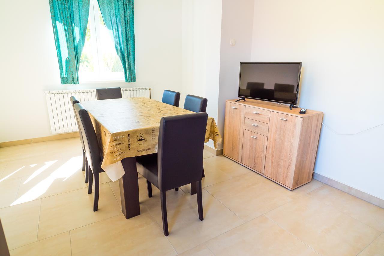 Tina Rooms Velika Gorica Exteriör bild