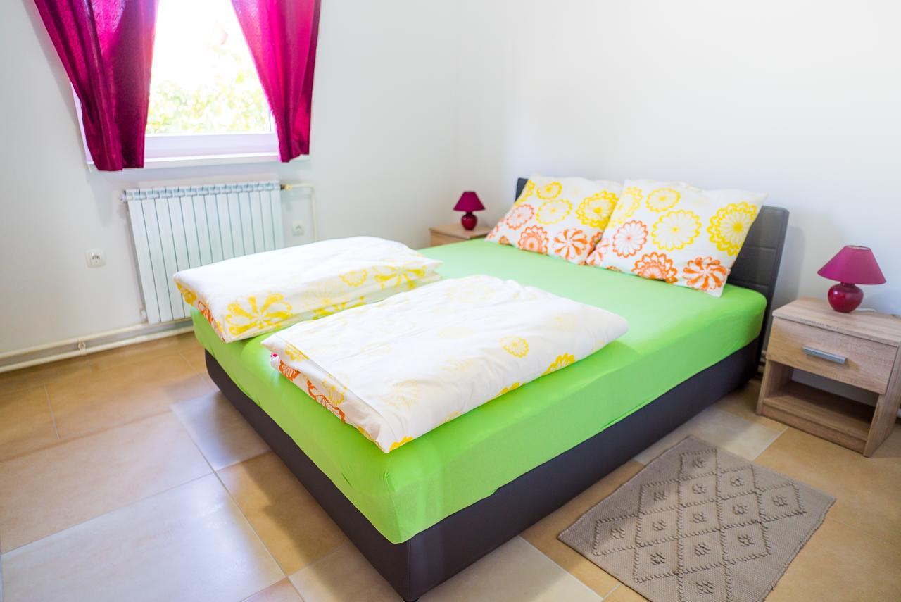 Tina Rooms Velika Gorica Exteriör bild