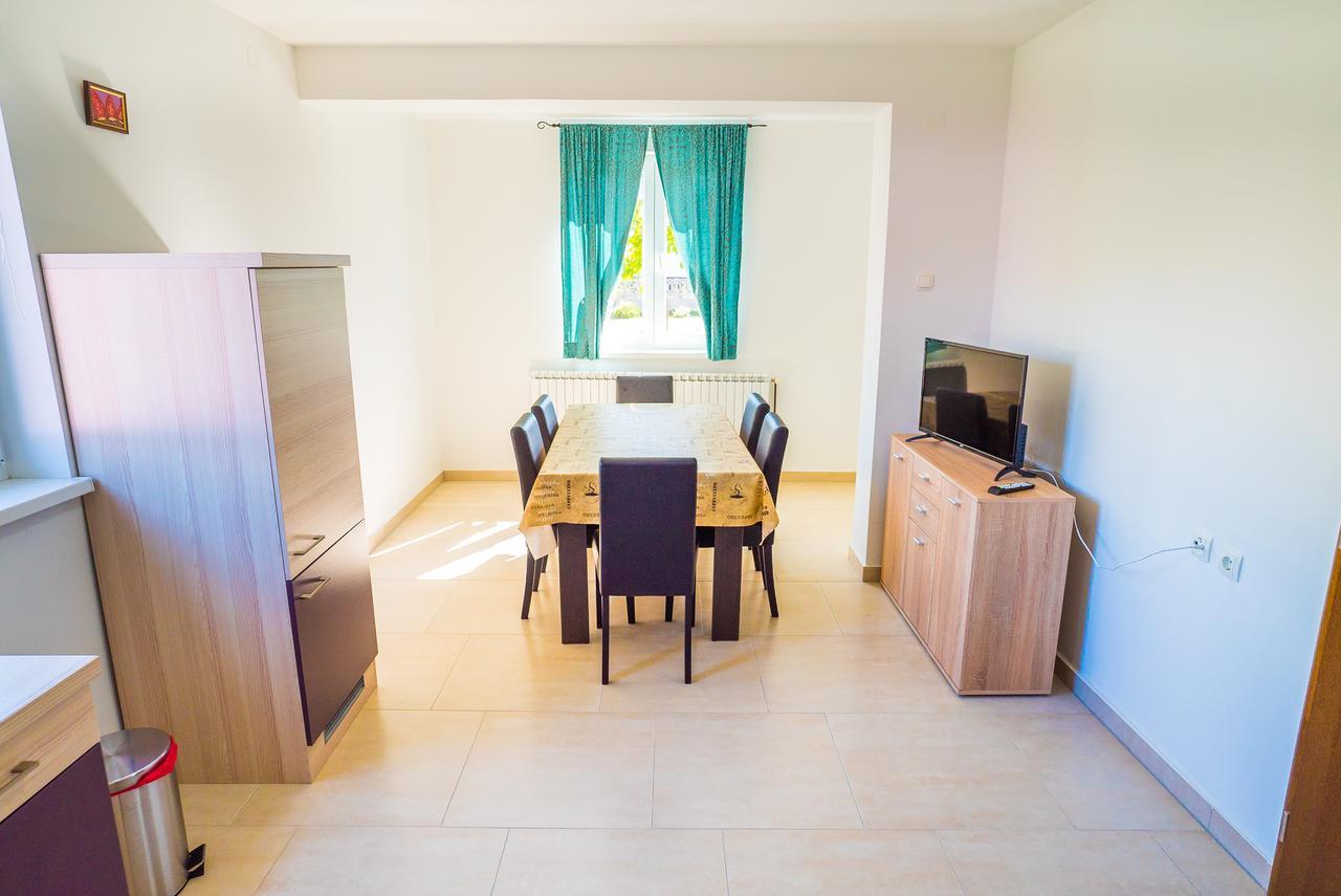 Tina Rooms Velika Gorica Exteriör bild
